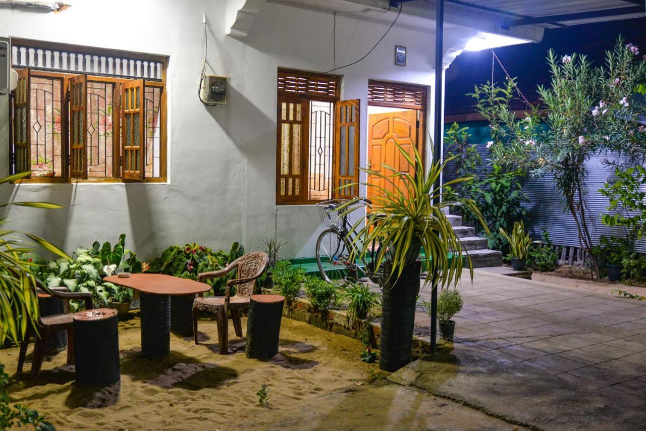 Juda Holiday Villa 拜蒂克洛 外观 照片